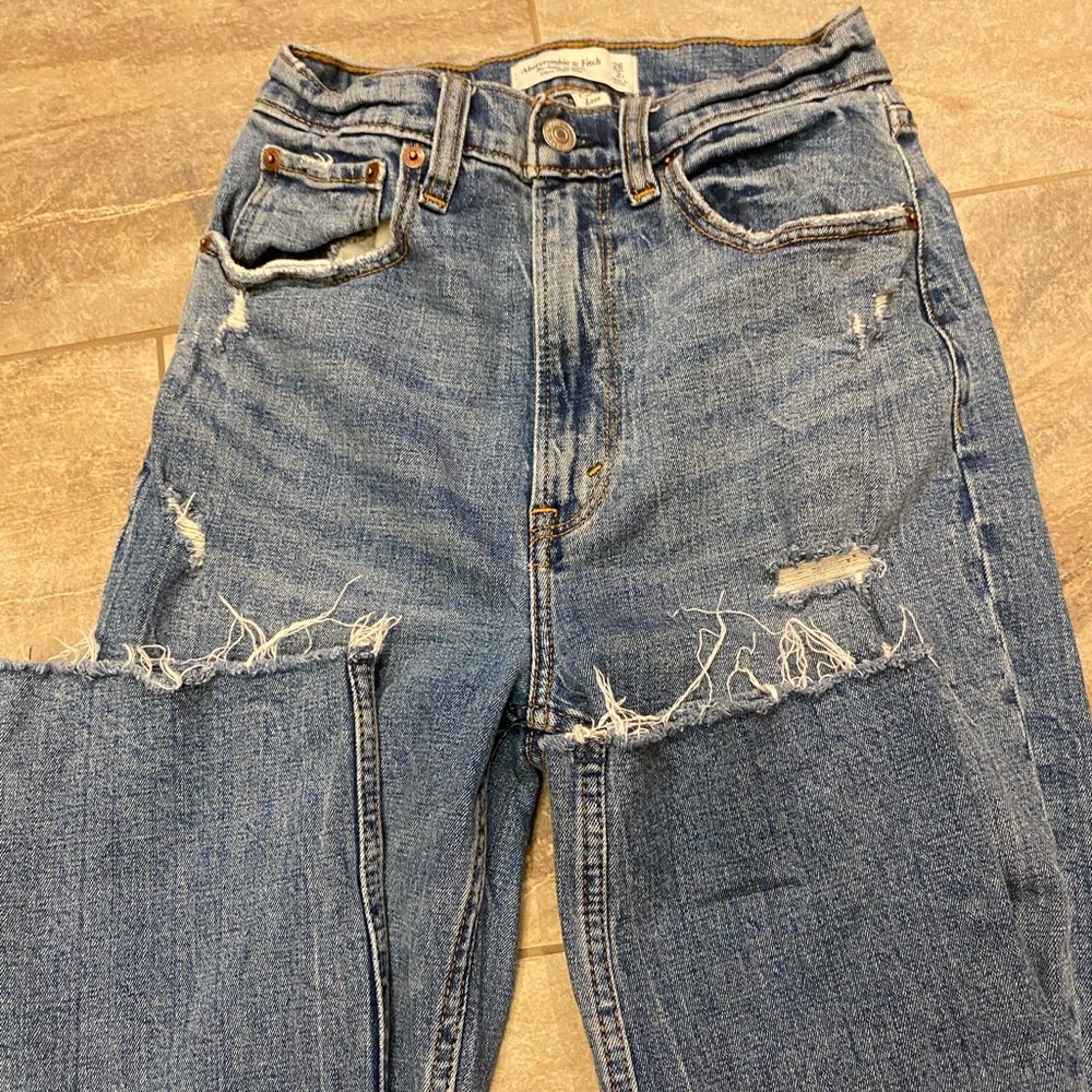 Abercrombie and Fitch Curve Love Ankle Straight 26